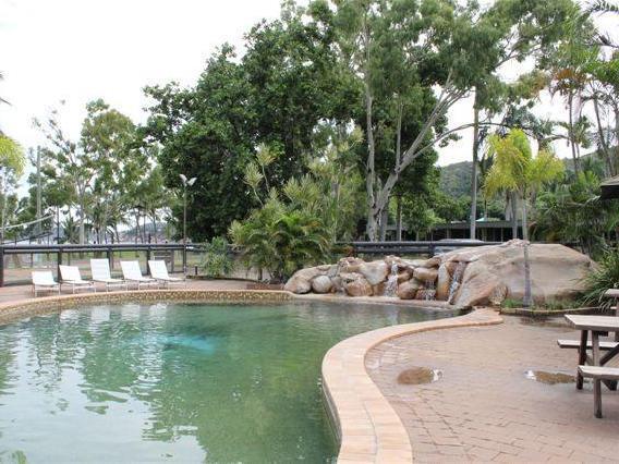 Village 3* Arcadia
