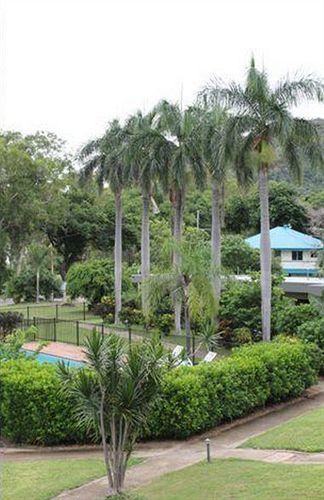 Village Hotel Arcadia